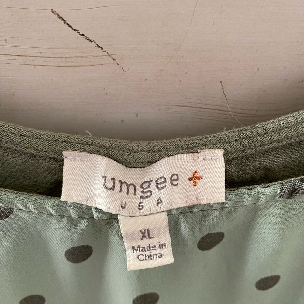 Umgee Sage Green Polka Dot Fringe Sleeve Tunic - Picture 3 of 4